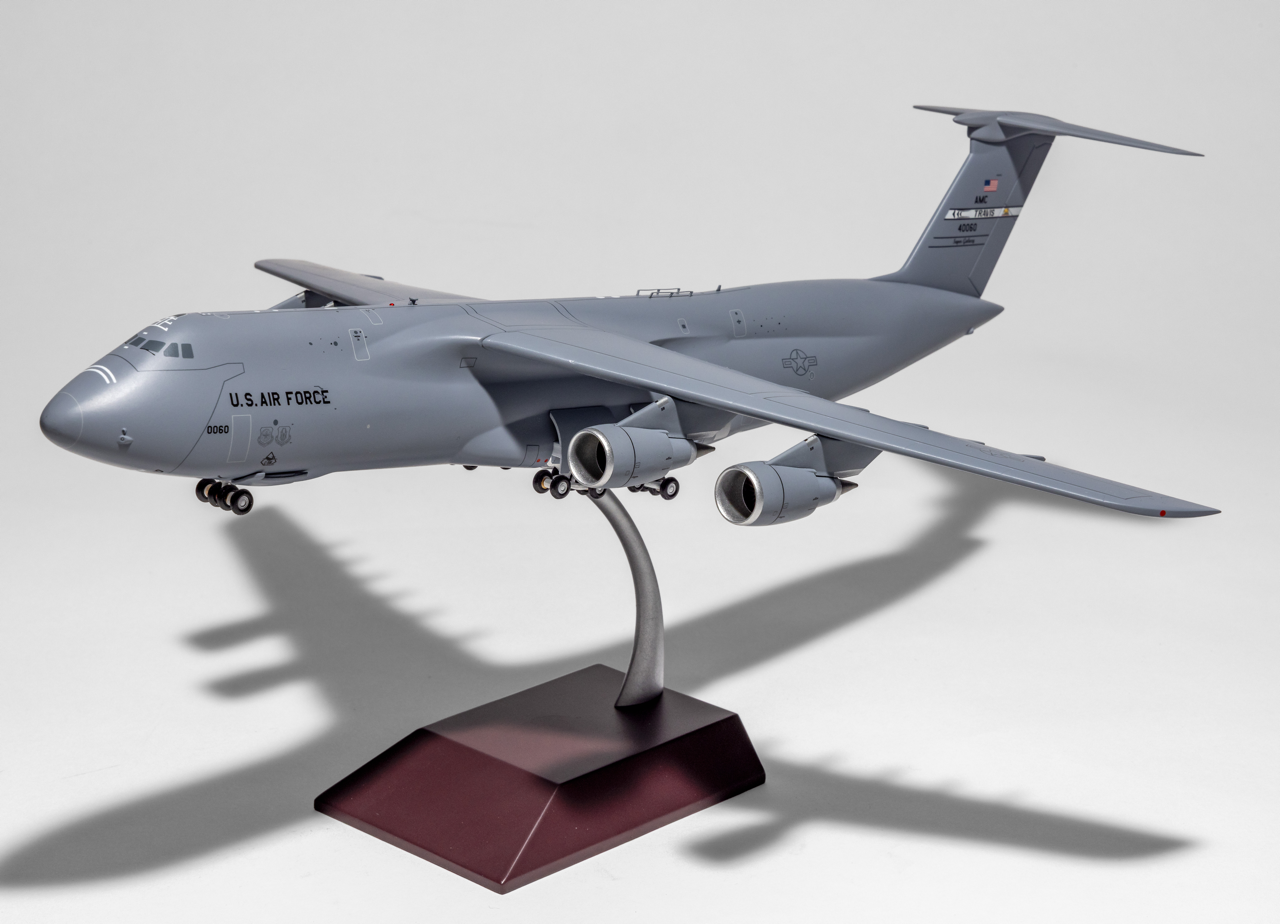 Gemini Jets 1:200 USAF Lockheed C-5M 84-0060 SAF 60th AMW, Travis AFB G2AFO1134