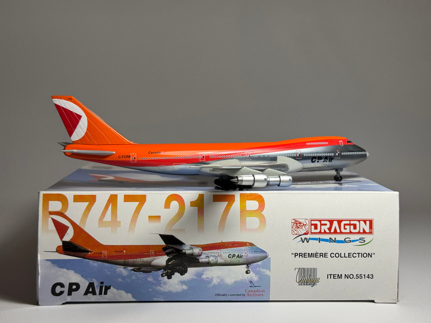 Dragon Wings 1:400 CP Air Boeing 747-200 C-FCRB Empress of Canada 55143