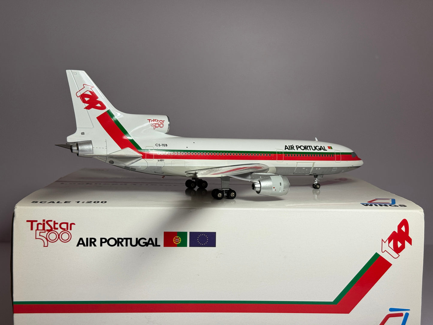 JC Wings 1:200 TAP Air Portugal Lockheed L-1011-500 CS-TEB 1990s colors JC2006