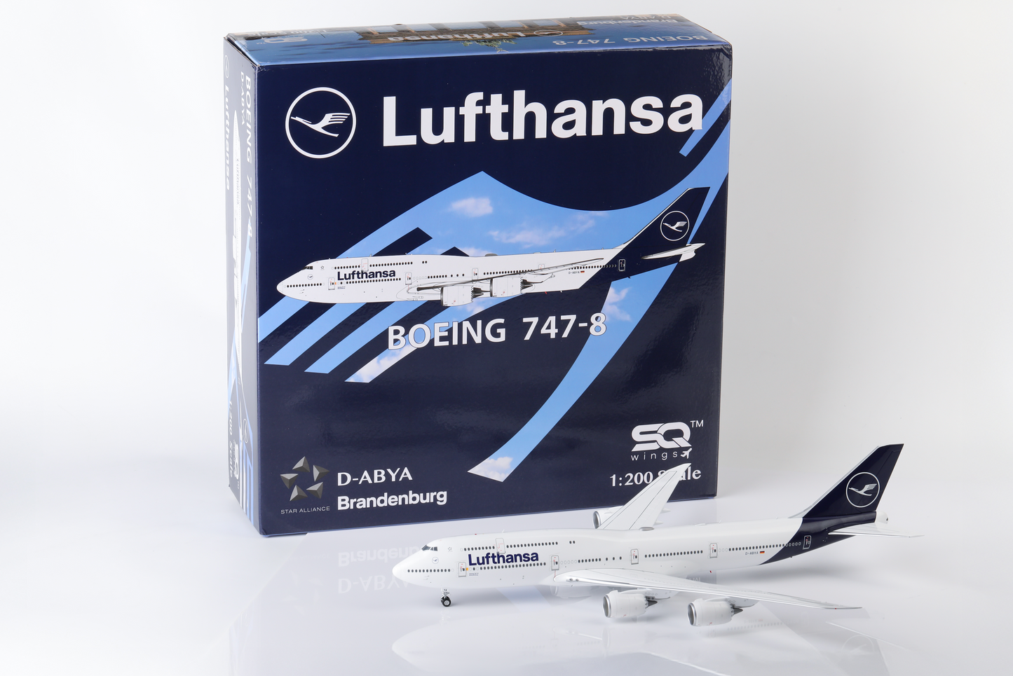 SQ Wings 1:200 Lufthansa Boeing 747-8 D-ABYA “New Livery” L2054