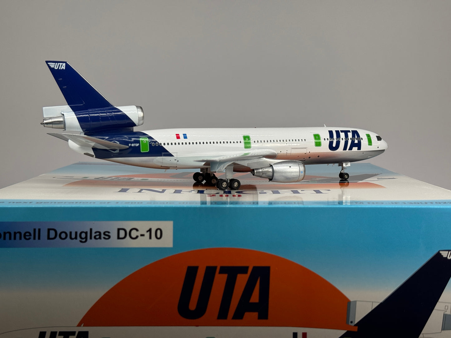 Inflight200 UTA Douglas DC-10-30 F-BTDF IF130UT0224