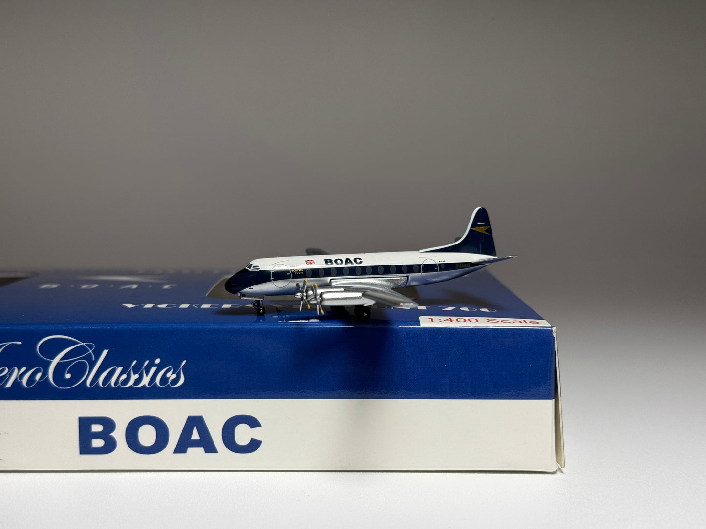 Aeroclassics 1:400 BOAC Comet 4C G-APDN & Viscount 700 G-AMOG ACGAPDN