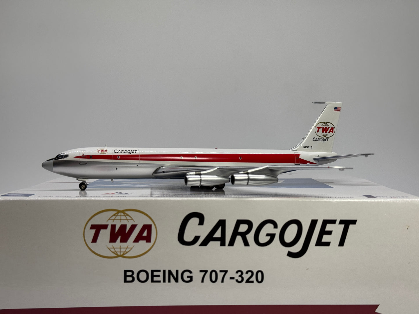 Inflight200 TWA CargoJet Boeing 707-320 N15713 Double Globes IF70028