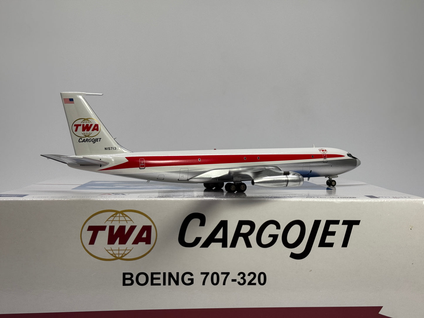 Inflight200 TWA CargoJet Boeing 707-320 N15713 Double Globes IF70028
