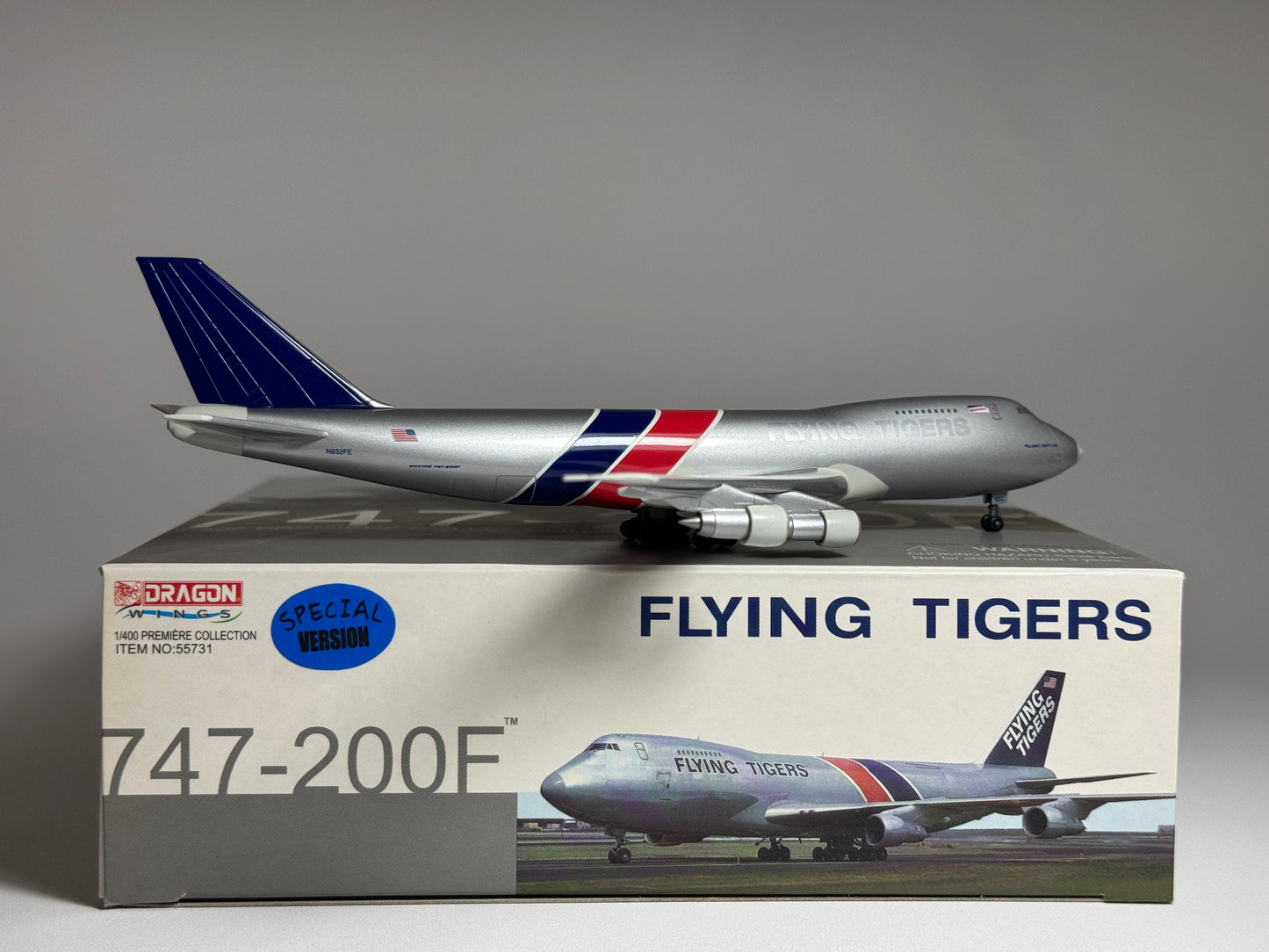 Dragon Wings 1:400 Flying Tigers Boeing 747-200F N632FE 55731
