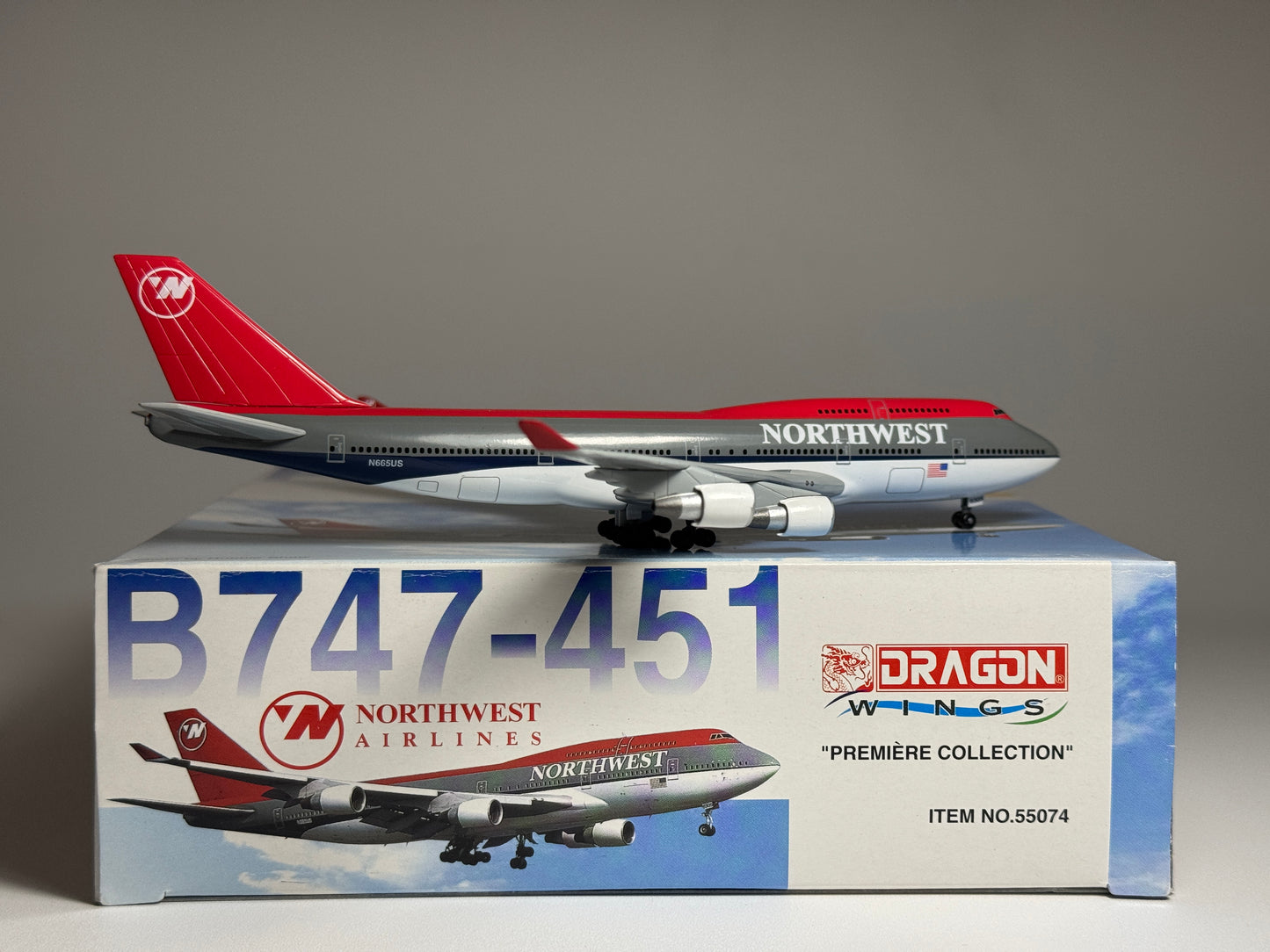 Dragon Wings 1:400 Northwest Airlines Boeing 747-400 N665US Bowling Shoe 55074