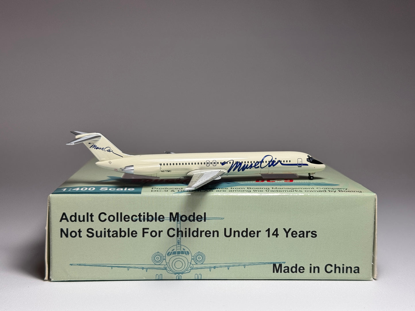 Aeroclassics 1:400 Muse Air Douglas DC-9-50 N677MC ACN677MC