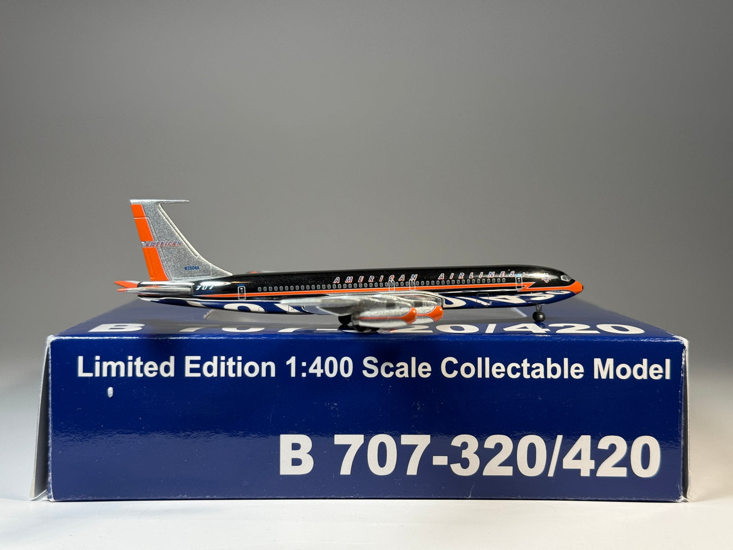 Aeroclassics 1:400 American Airlines Boeing 707-100 N7504A Astrojet ACN7504A