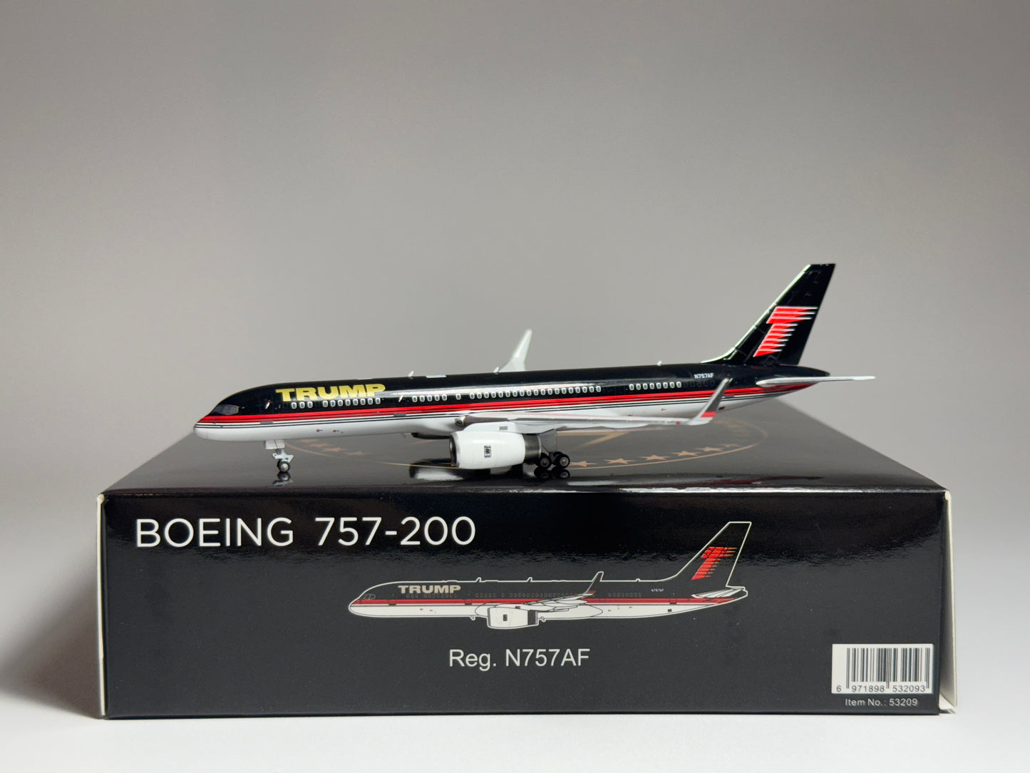 NG Models 1:400 Trump Organization Private Boeing 757-200 N757AF National Flag 53208
