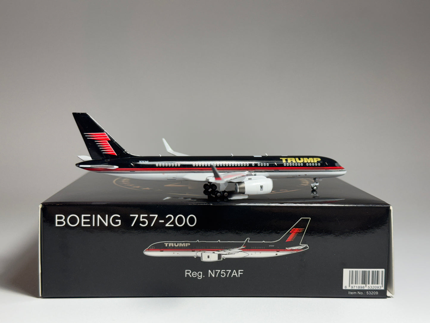 NG Models 1:400 Trump Organization Private Boeing 757-200 N757AF National Flag 53208
