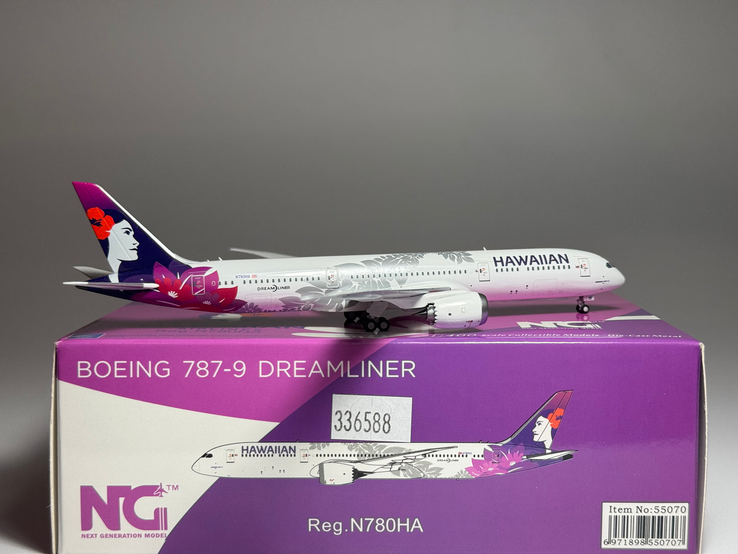 NG Models 1:400 Hawaiian Airlines Boeing 787-9 N780HA Second Floral 55070