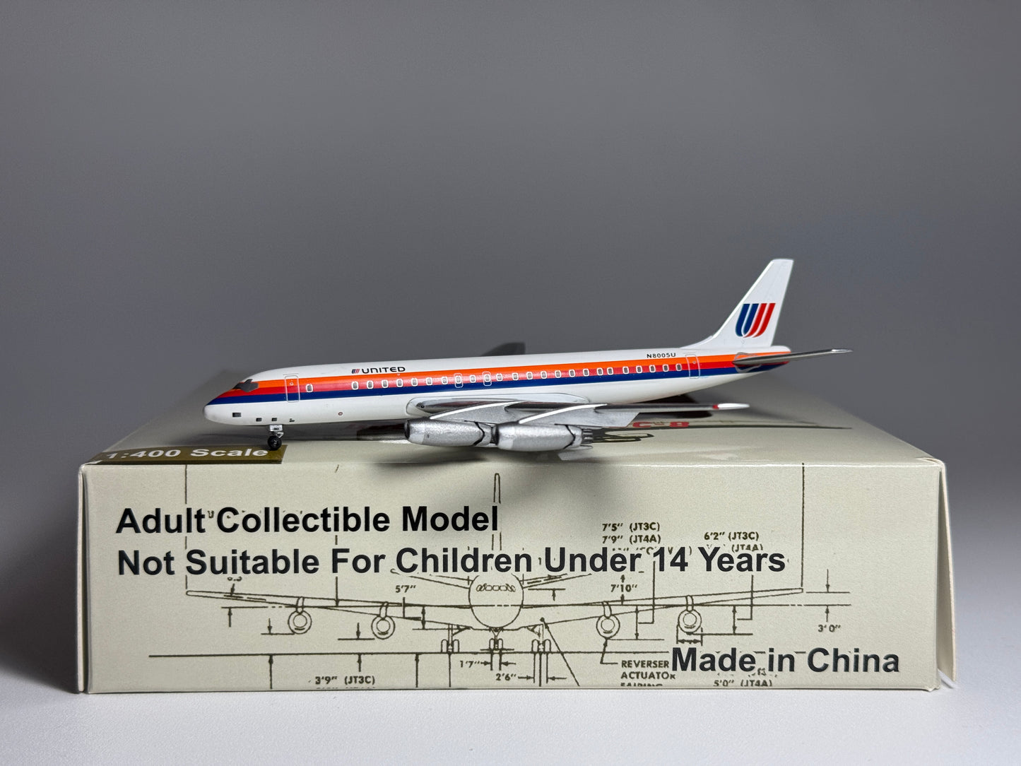 Aeroclassics 1:400 United Airlines Douglas DC-8-20 N8005U Saul Bass ACN8005U