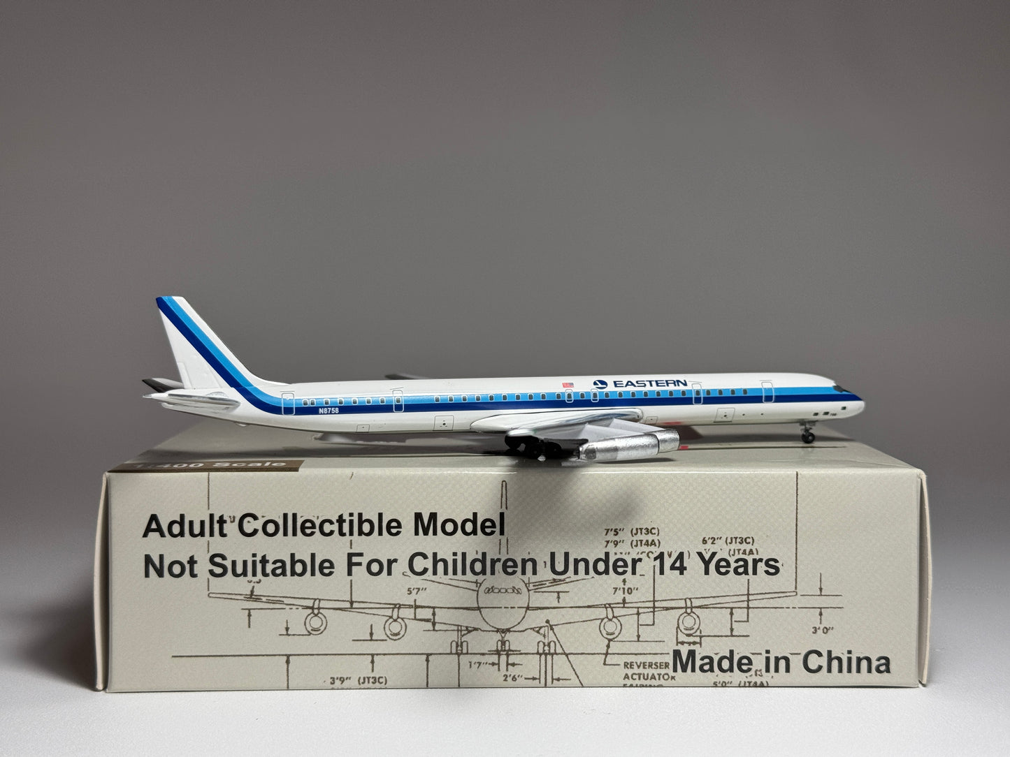 Aeroclassics 1:400 Eastern Airlines Douglas DC-8-63 N8758 Hockey Stick ACN8758