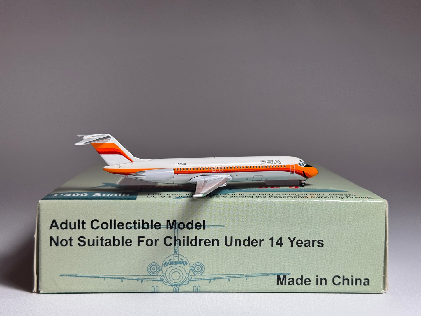 Aeroclassics 1:400 PSA Douglas DC-9-30 N901AK ACN901AK