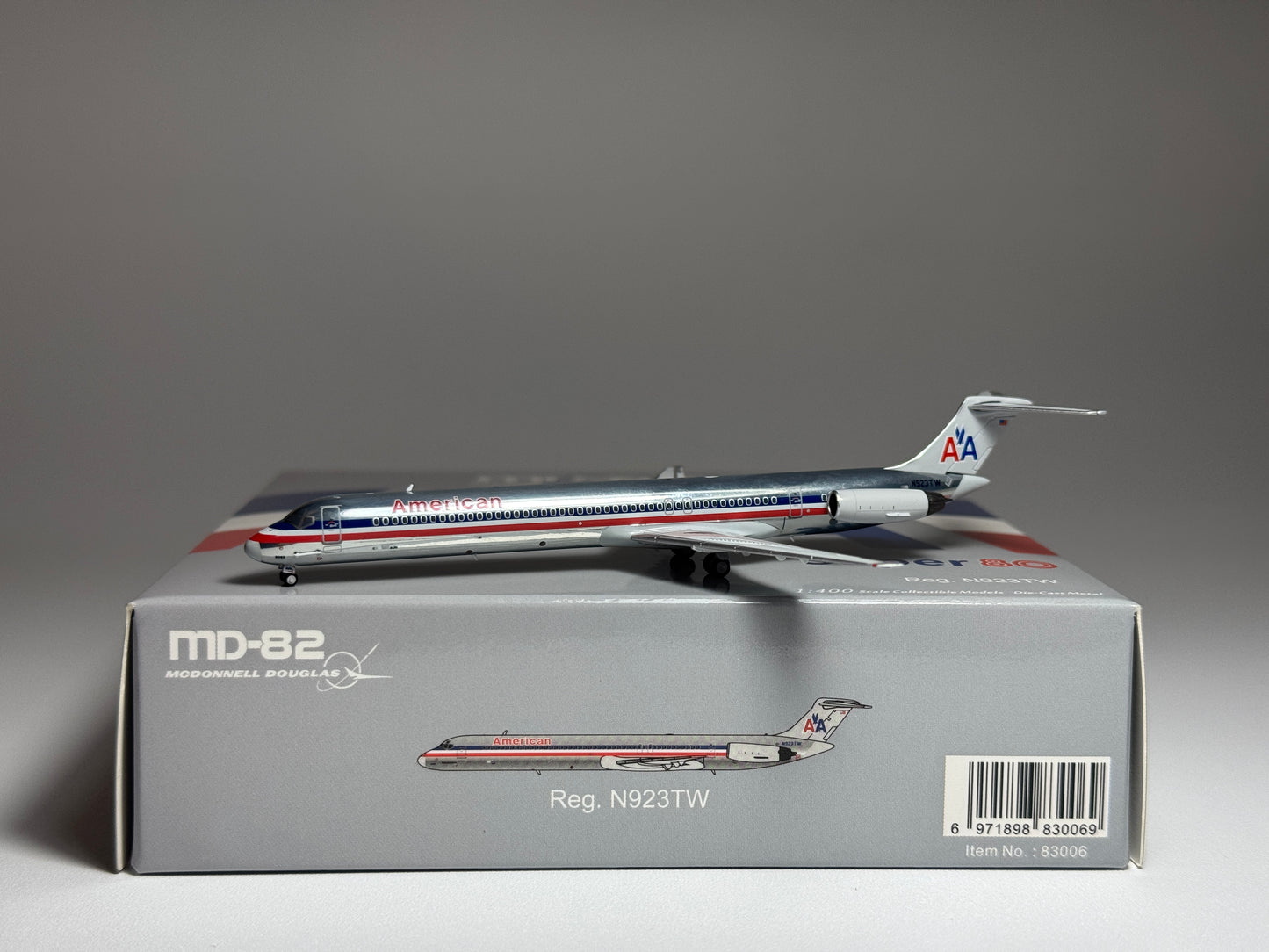 NG Models 1:400 American Airlines McDonnell Douglas MD-82 N923TW Polished 83006