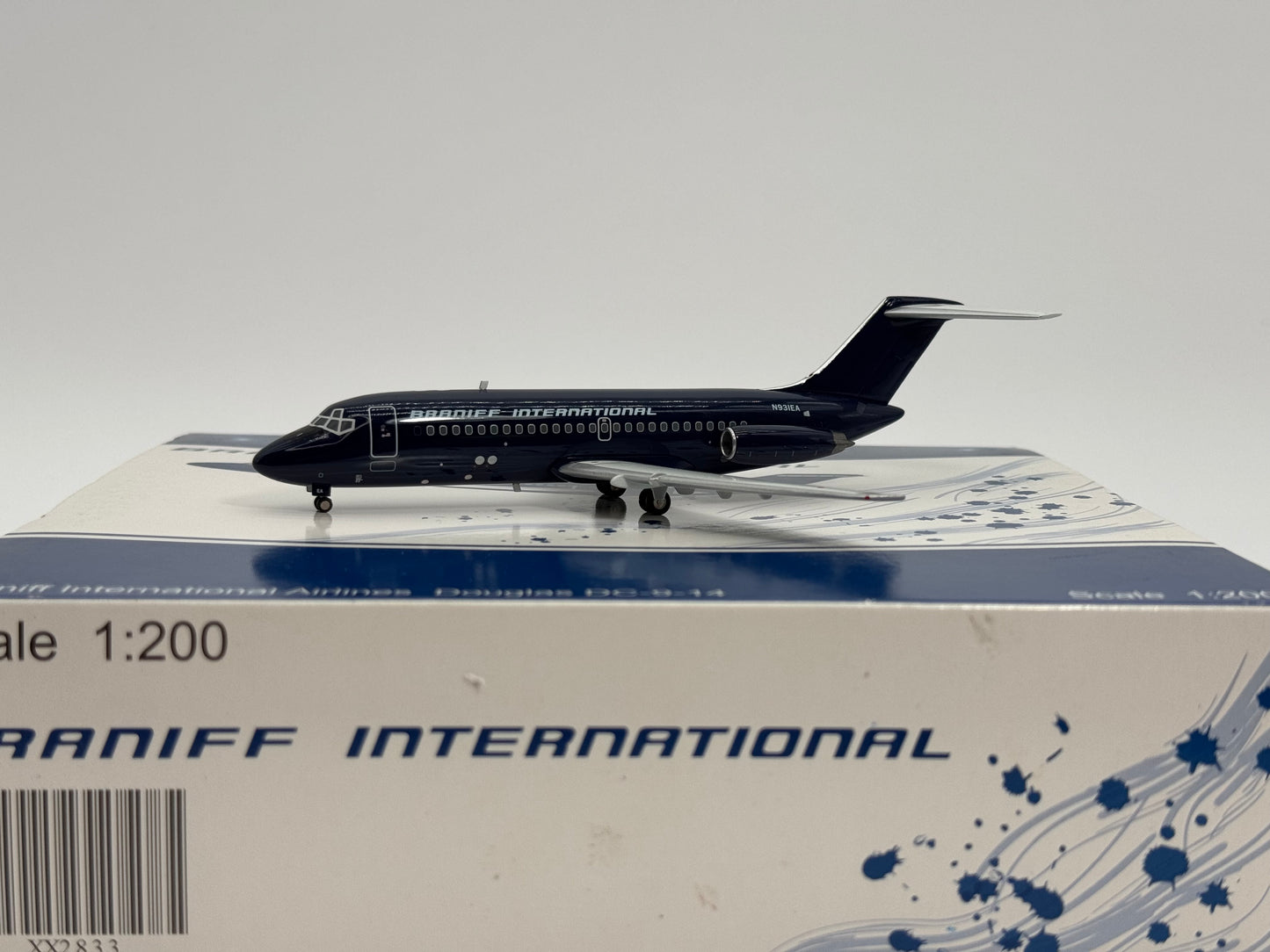 JC Wings 1:200 Braniff International Douglas DC-9 N931EA Ultra Blue XX2833