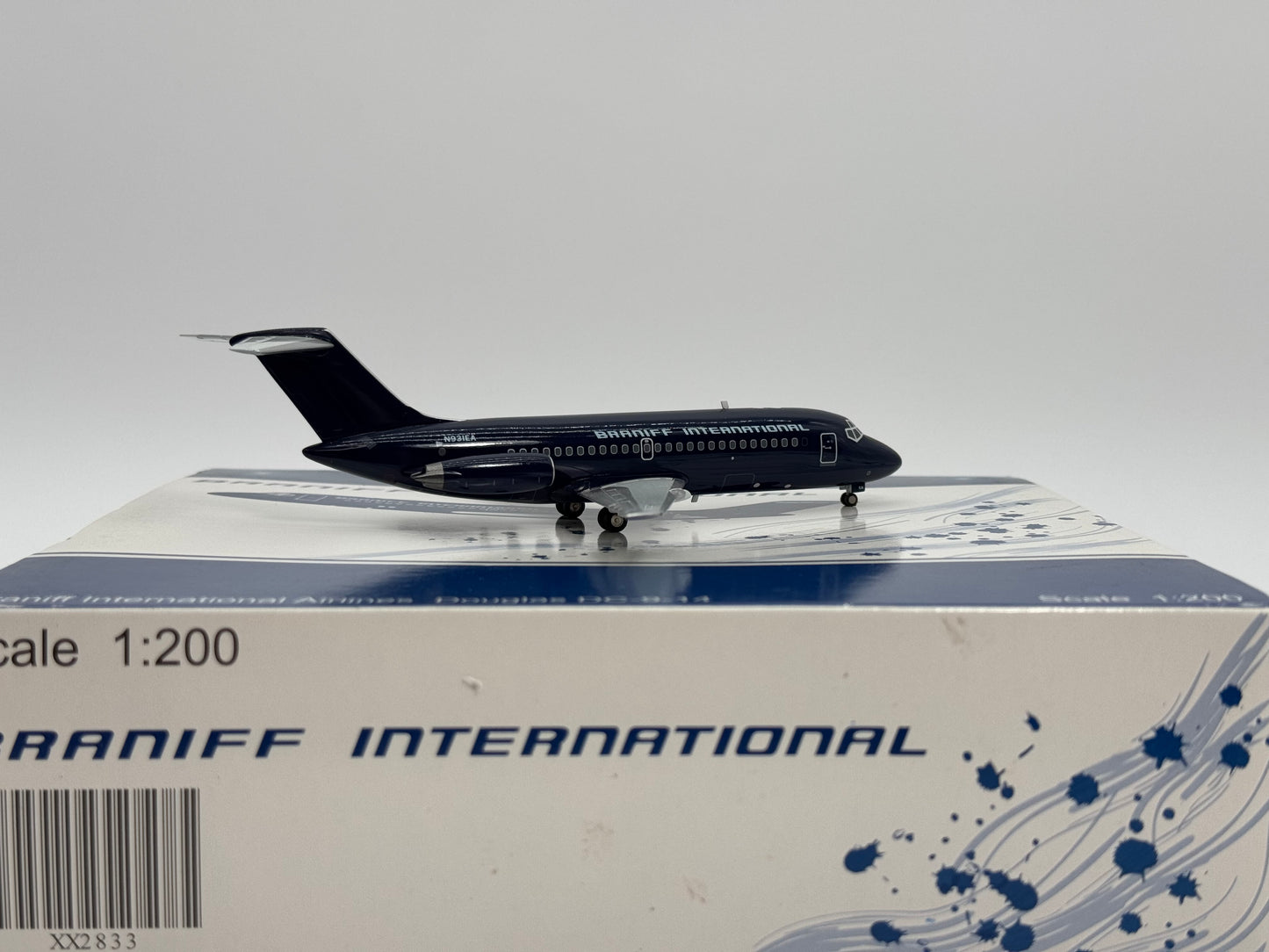 JC Wings 1:200 Braniff International Douglas DC-9 N931EA Ultra Blue XX2833
