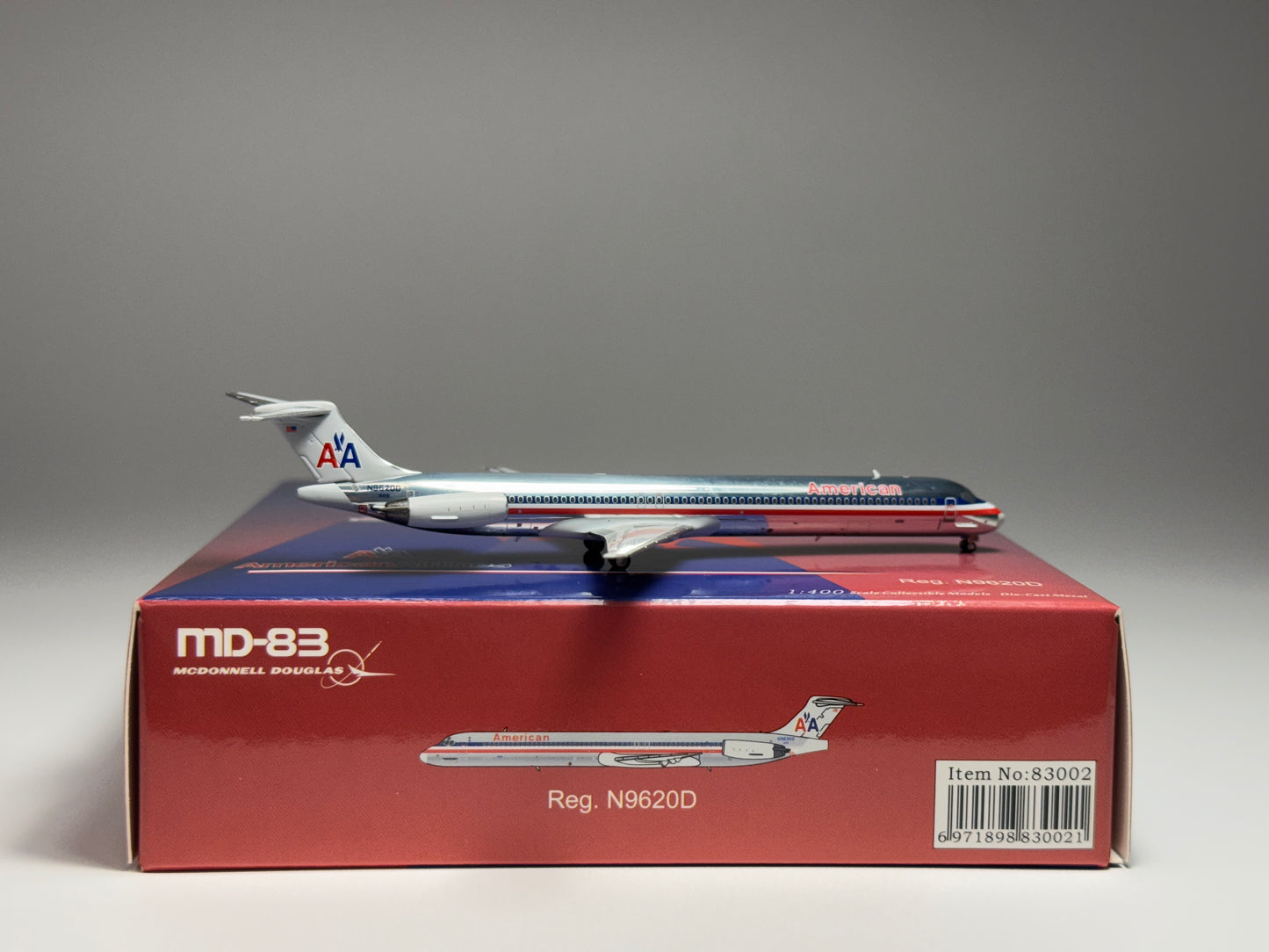 NG Models 1:400 American Airlines McDonnell Douglas MD-83 N9620D Polished 83002