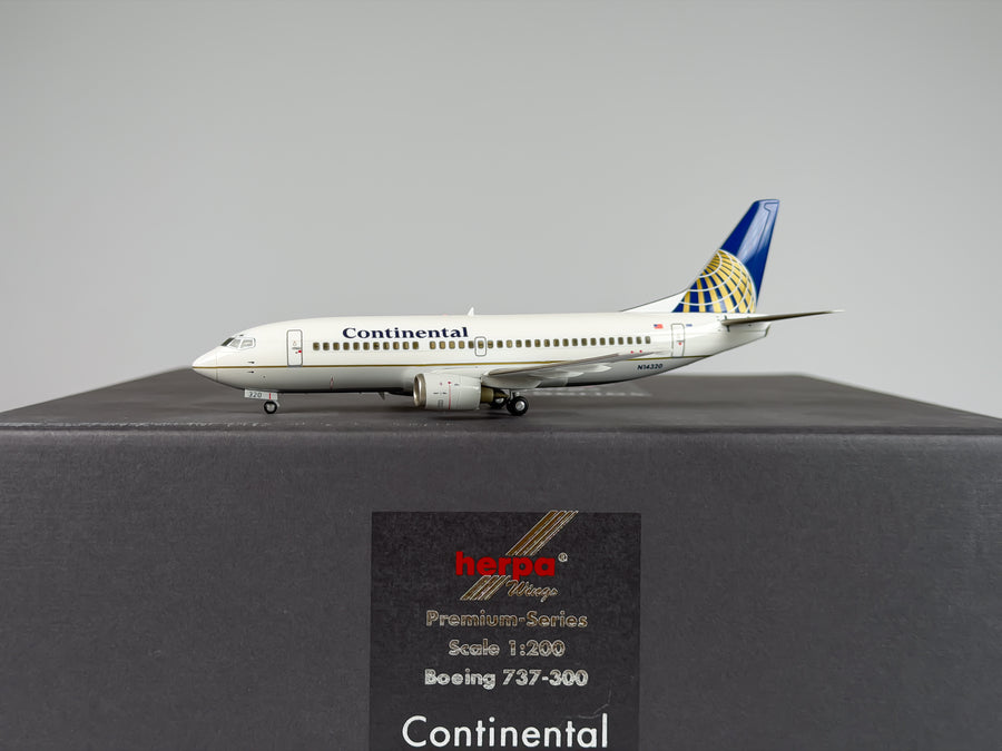 Continental Airlines Boeing 737-300 1:200 Herpa N14320 (016124)