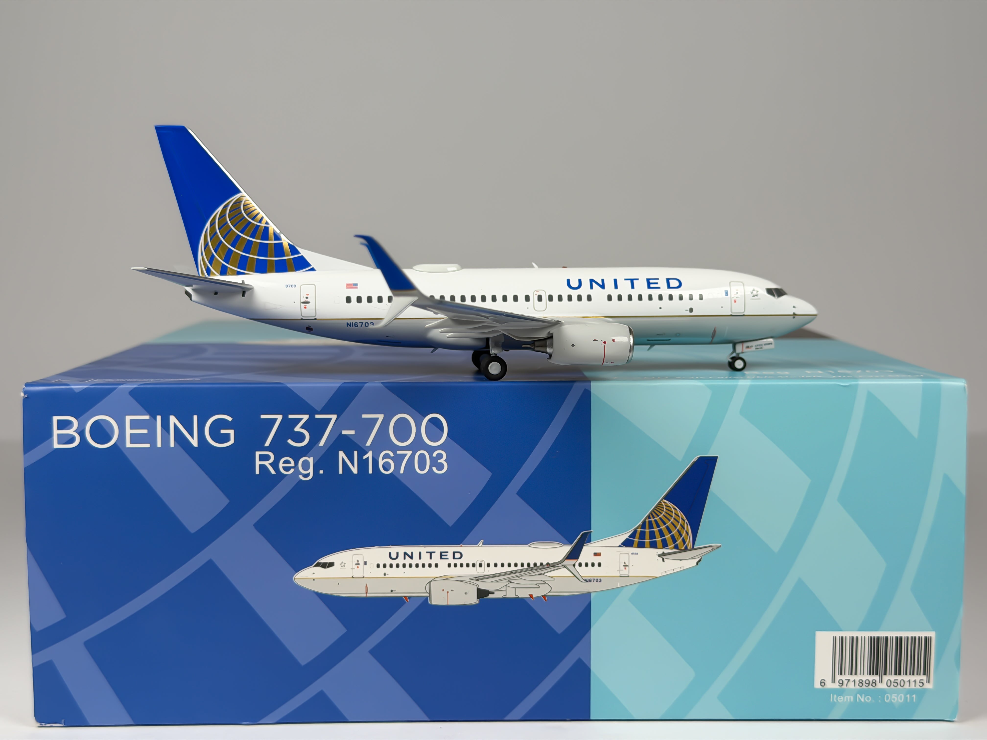 United Airlines Boeing 737-700 1:200 NG Models N16703 (05011)