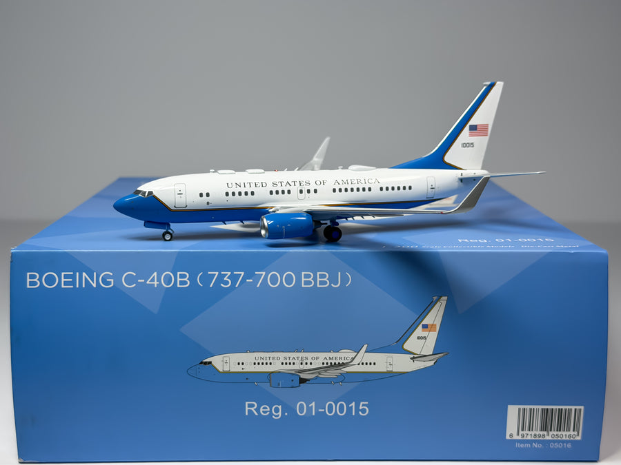U.S Air Force (USAF) Boeing 737-700 (C-40B) 1:200 NG Models 01-0015 (05016)