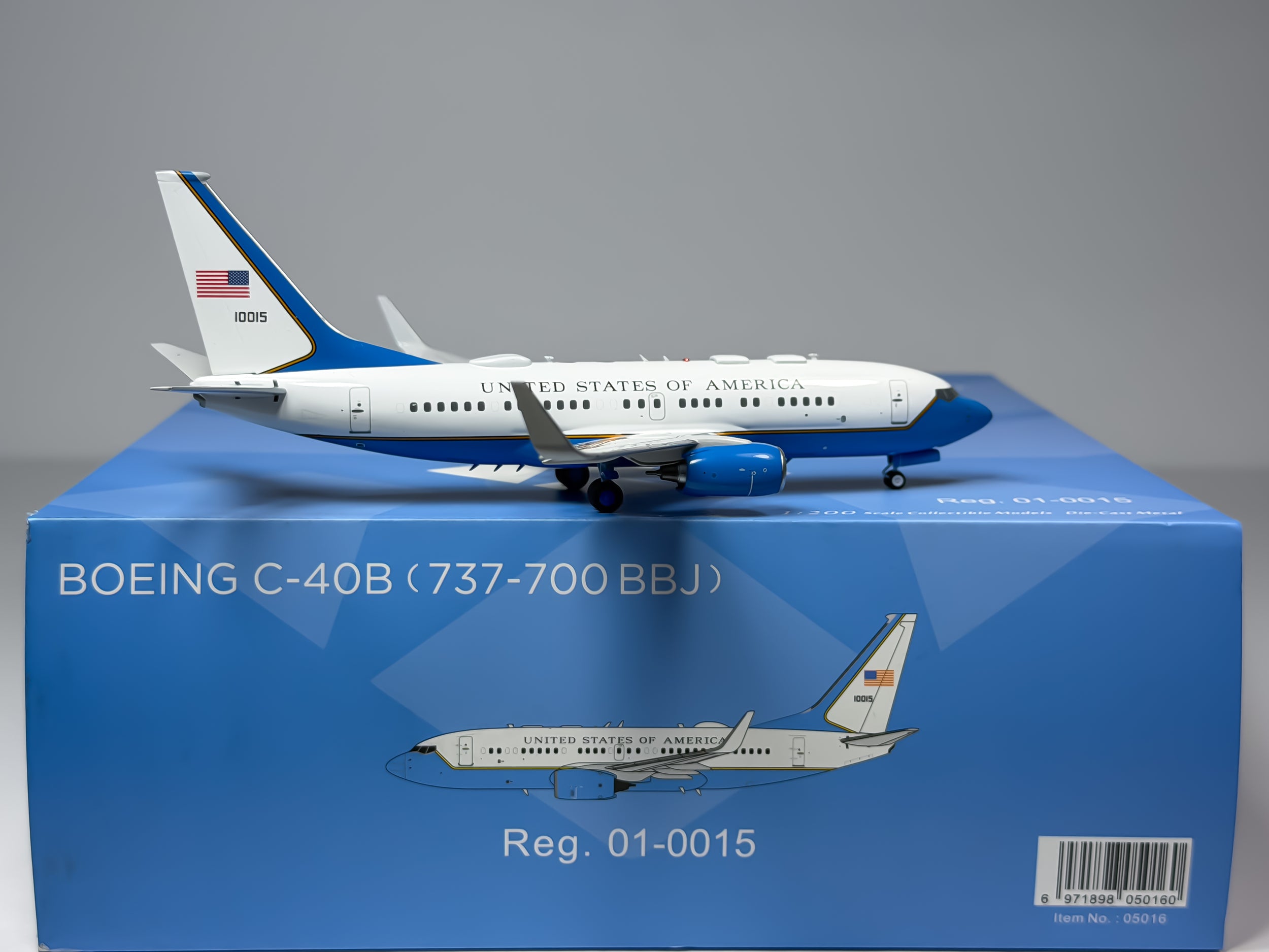 U.S Air Force (USAF) Boeing 737-700 (C-40B) 1:200 NG Models 01-0015 (05016)