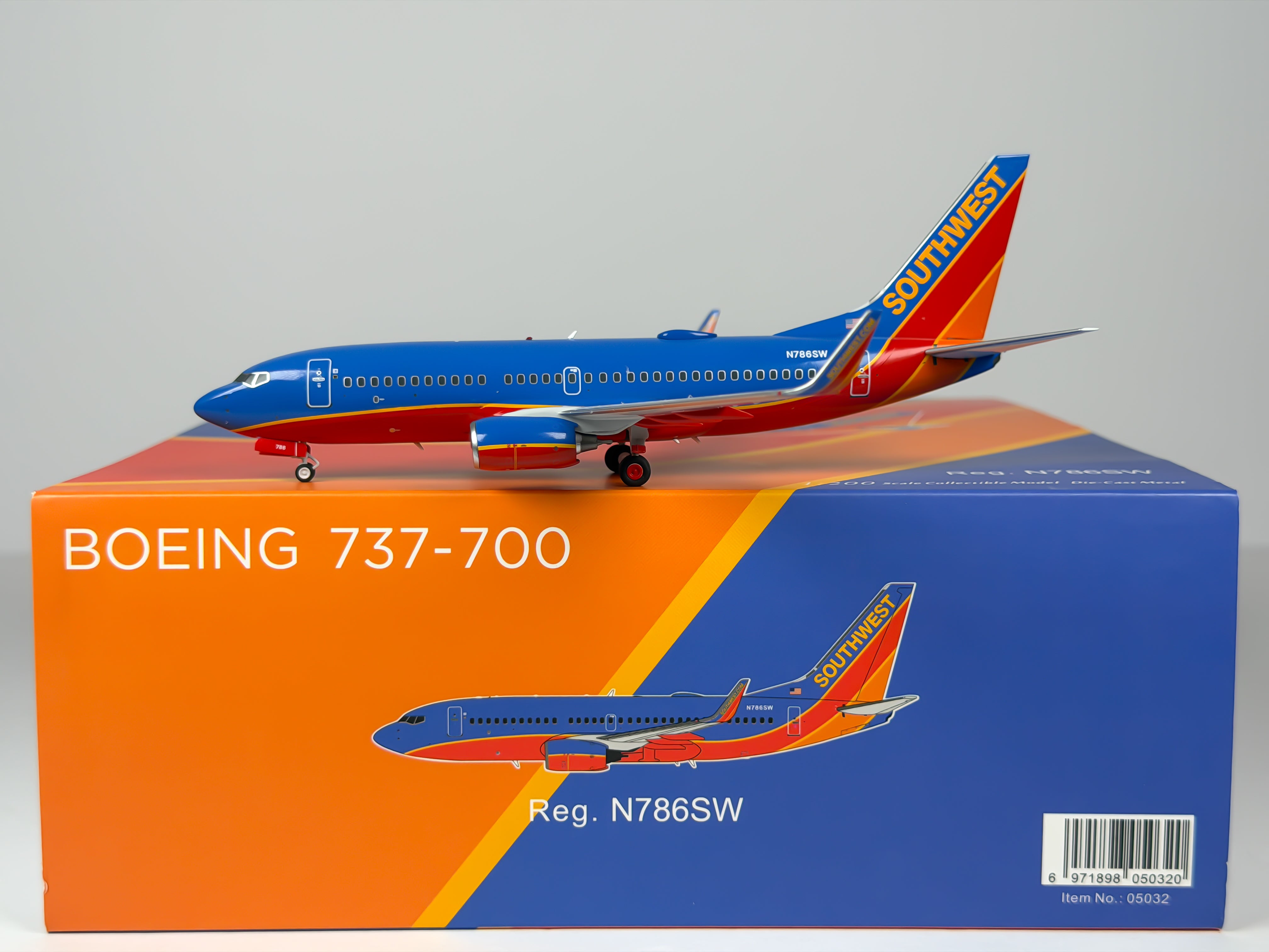 Southwest Airlines Boeing 737-700 1:200 NG Models N786SW (05032)