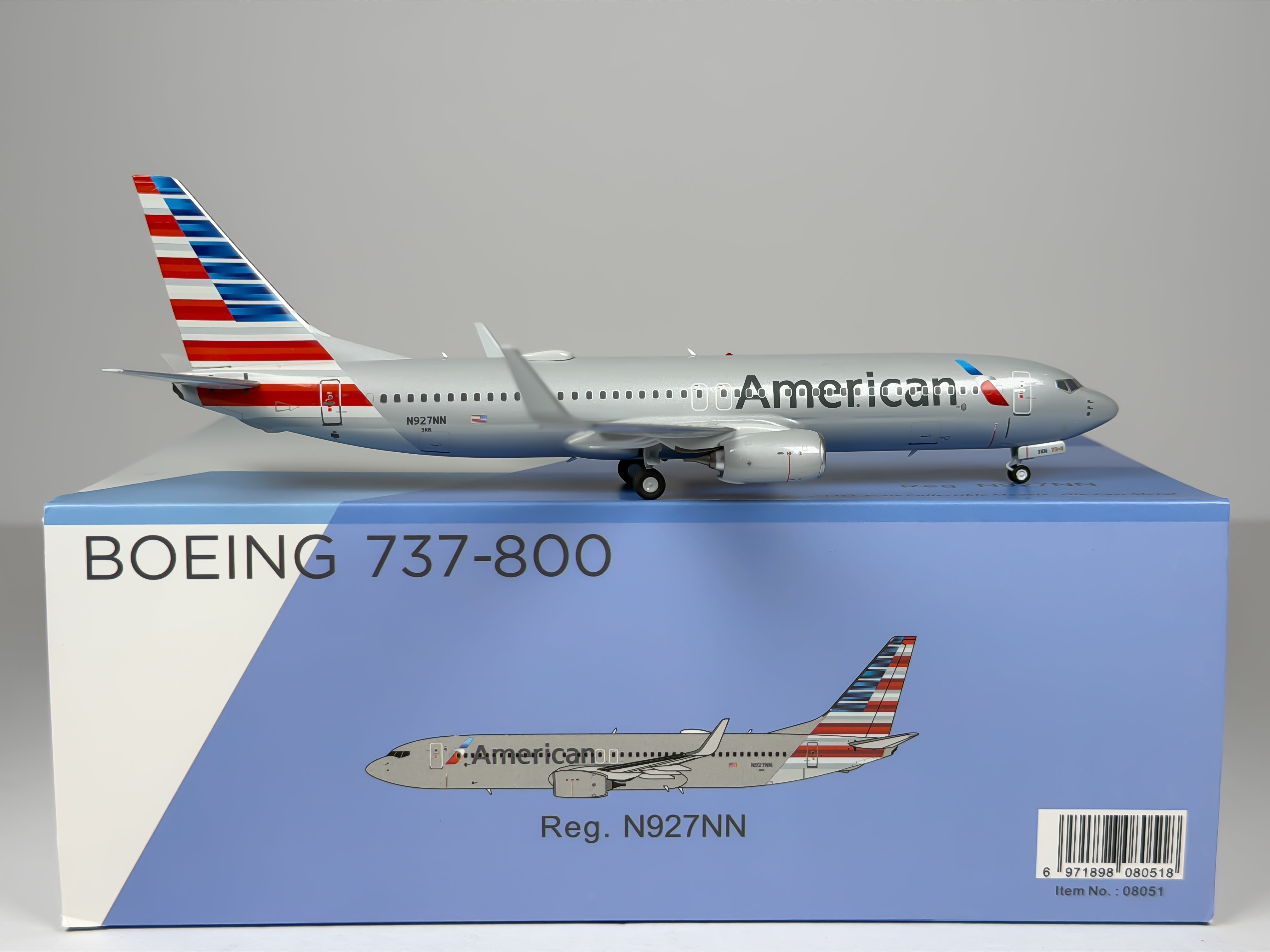 American Airlines Boeing 737-800 1:200 NG Models N927NN (08051)