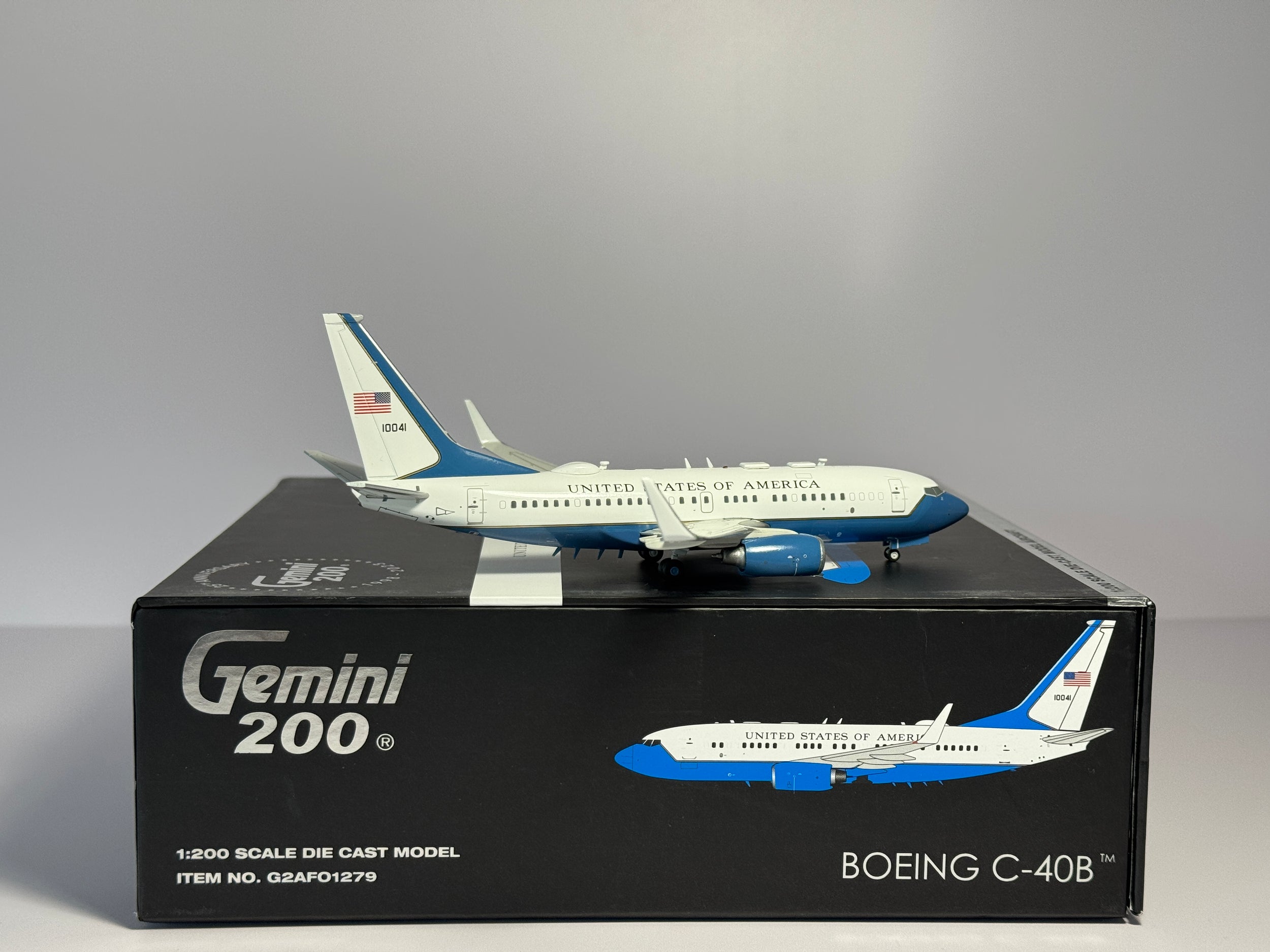 Gemini Jets 1:200 USAF Boeing C-40B (737-700) 01-0041 Combat G2AFO1279
