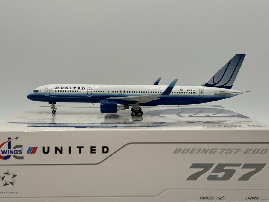 JC Wings 1:200 United Airlines Boeing 757-200 N555UA Tulip Livery XX20220