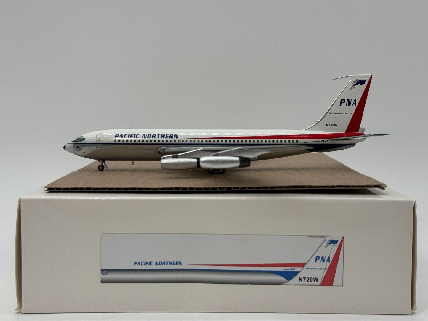 Aeroclassics 1:200 Pacific Northern Boeing 720 N720W AC219906 Mint Condition