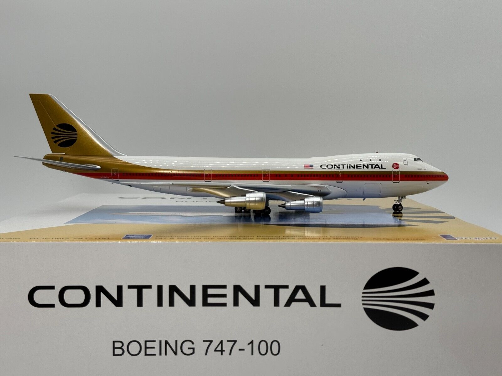Inflight200 Continental Airlines Boeing 747-100 N26864 Black Meatball IF741005