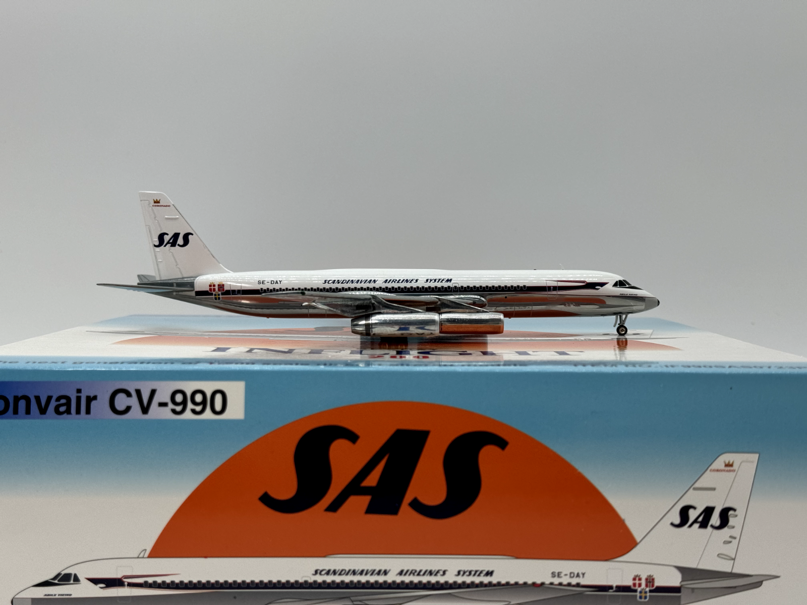 Inflight200 Scandanavian Airlines Convair CV-990 SE-DAY IF990SAS0723P