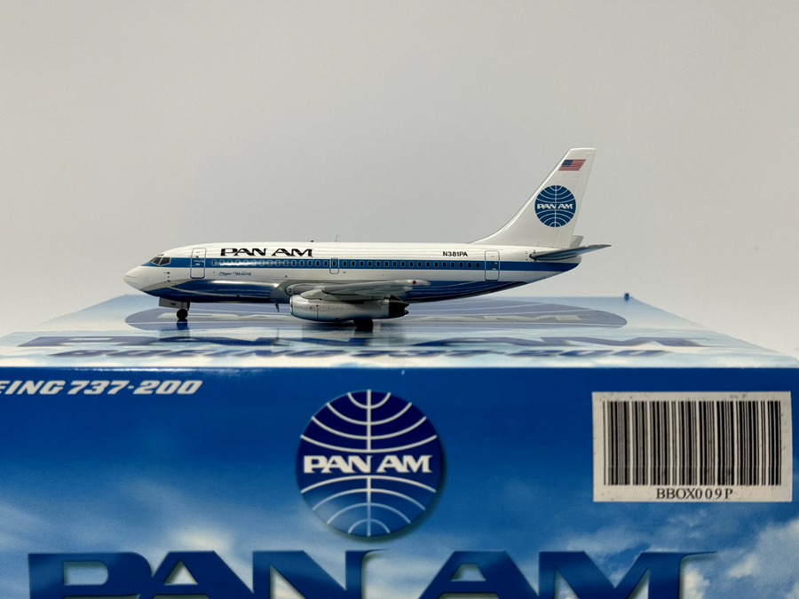 Inflight200 Pan American Boeing 737-200 N381PA Clipper Wedding BBOX009P