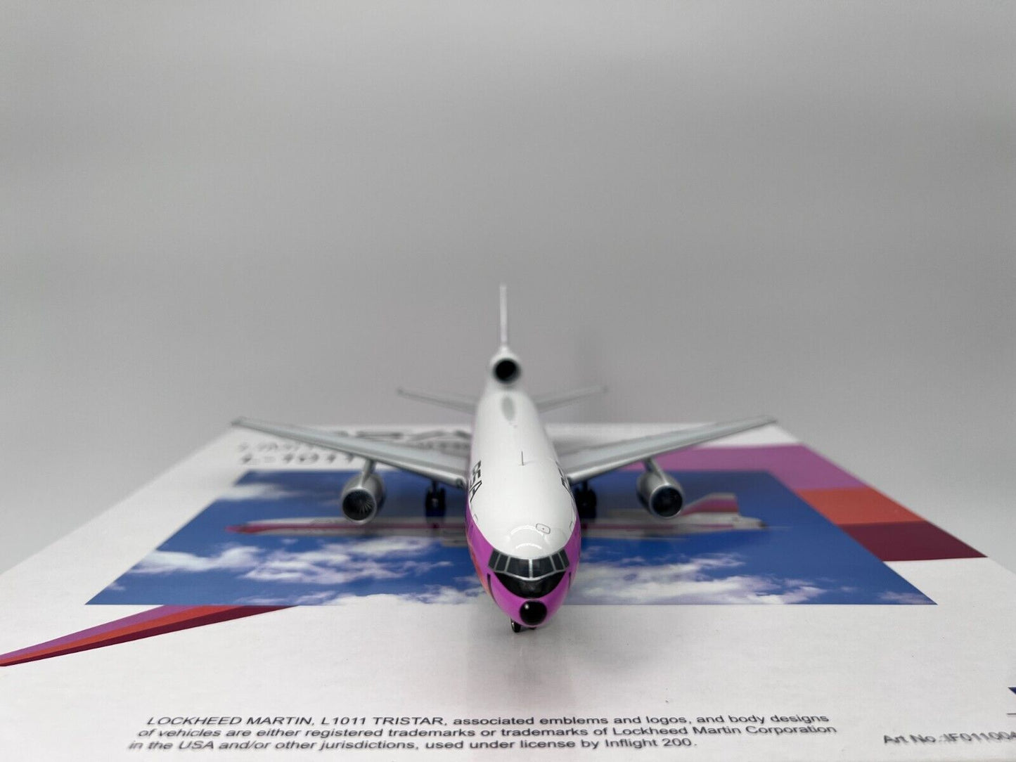Inflight200 PSA Lockheed L-1011 N10114 1970s colors IF011004 First Release