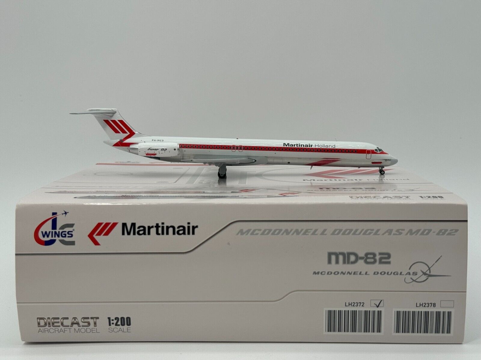 JC Wings 1:200 Martinair McDonnell Douglas MD-80 PH-MCD LH2372 Mint