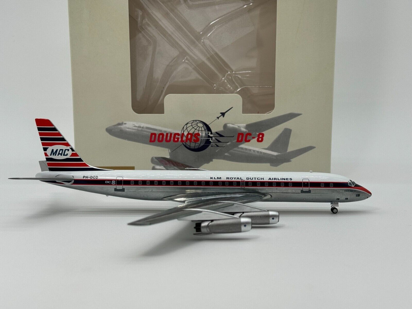 Aeroclassics 1:200 KLM Royal Dutch Douglas DC-8 PH-DCD AC219869