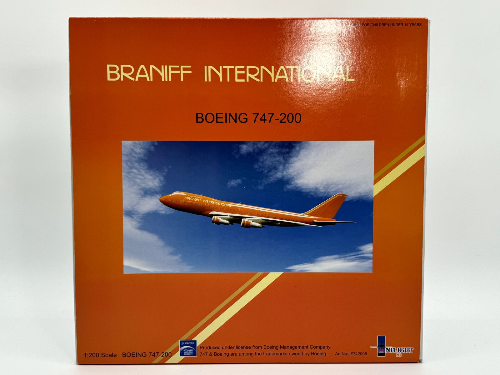 Inflight200 Braniff International Boeing 747-100 N602BN Flying Colors Orange