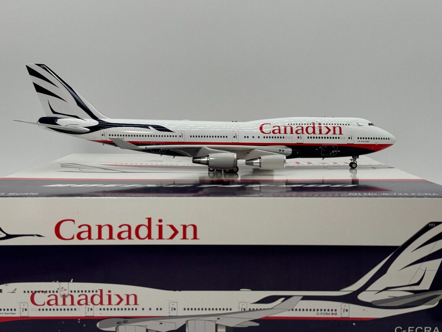 Inflight200 Canadian Boeing 747-400 C-FCRA B-744-FCRA Canadian Goose