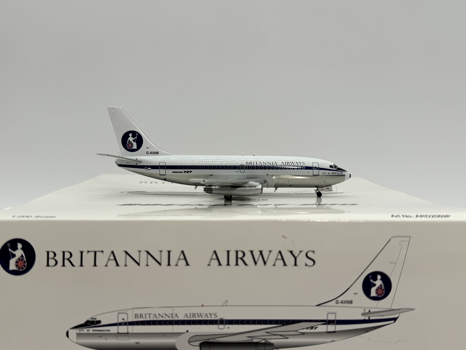 Inflight200 Britannia Boeing 737-200 G-AXNB ARD2069P Brand New