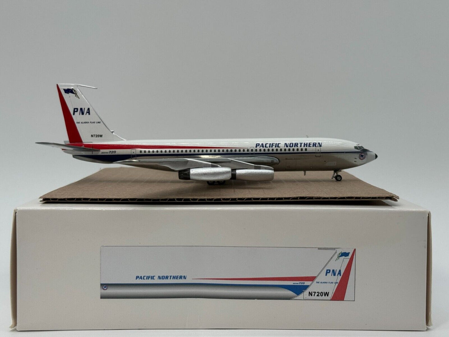 Aeroclassics 1:200 Pacific Northern Boeing 720 N720W AC219906 Mint Condition