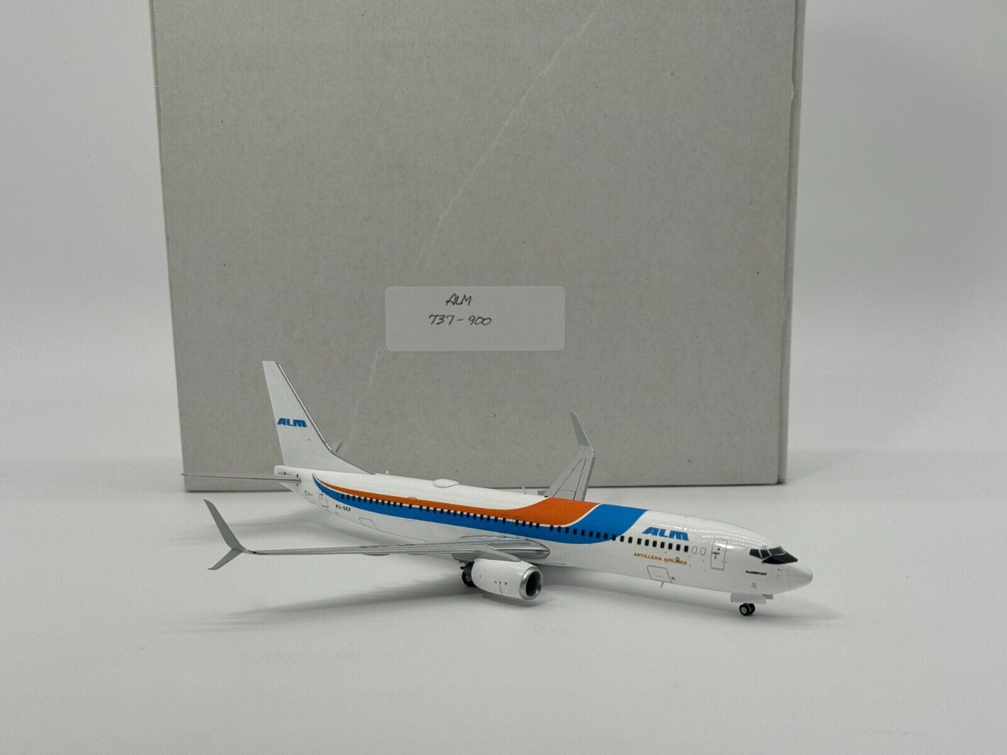 JC Wings 1:200 ALM Boeing 737-900ER PJ-SEF Antillean Airlines CUSTOM 1 of 1 Mint