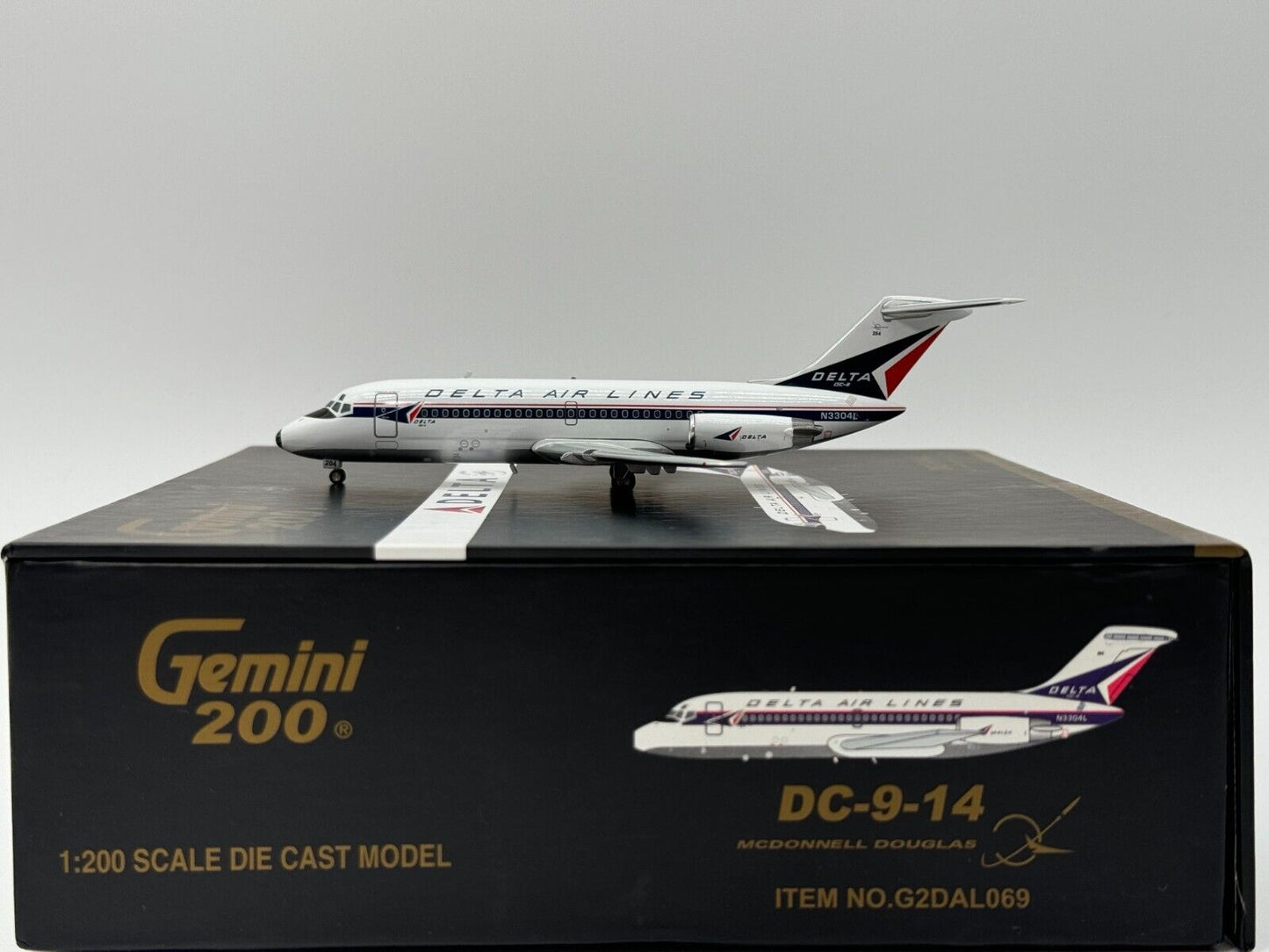 Gemini Jets 1:200 Delta Airlines Douglas DC-9 N3304L Widget G2DAL069 Mint