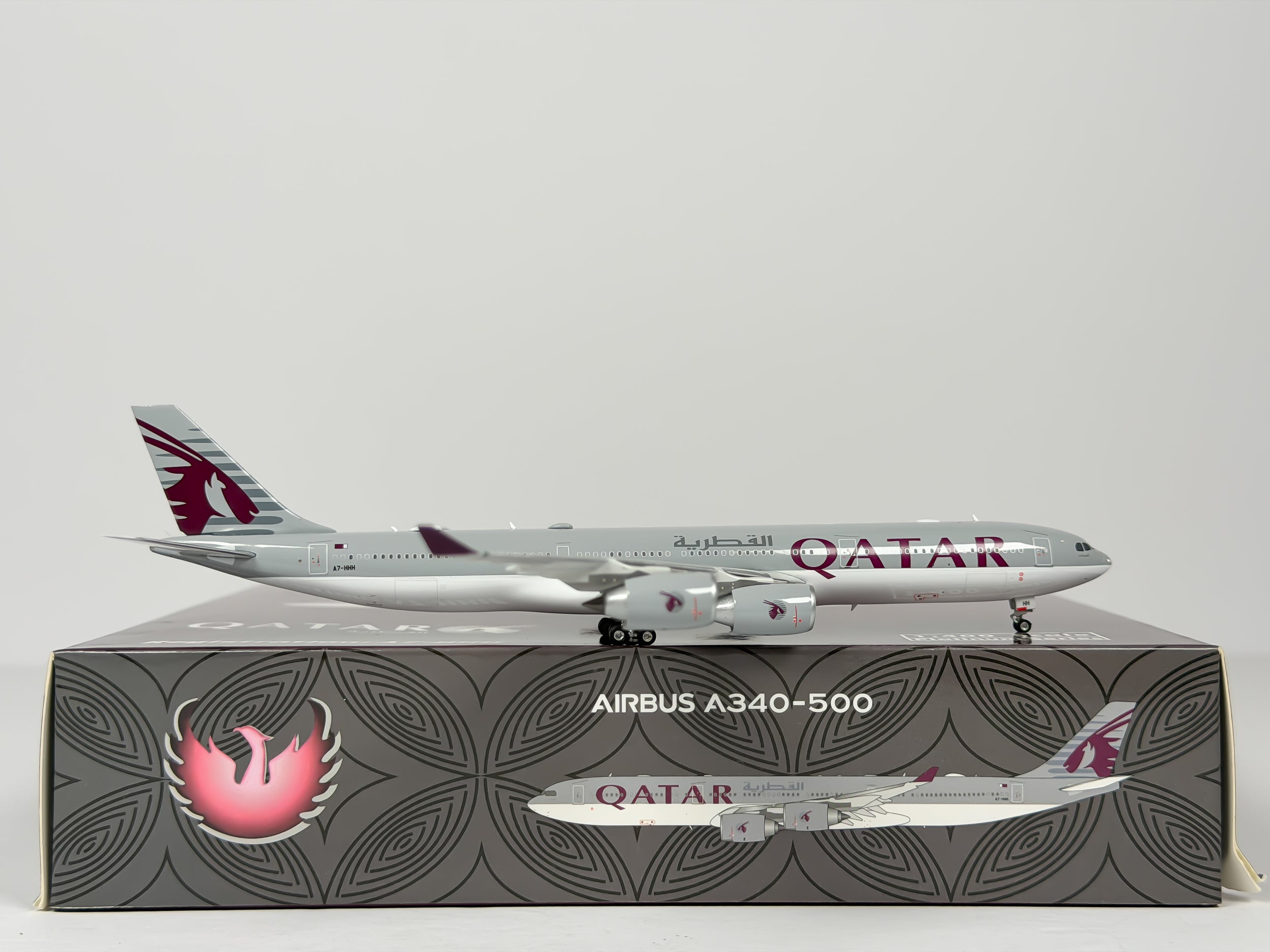 Qatar Airways Airbus A340-500 1:400 Phoenix A7-HHH (12035)