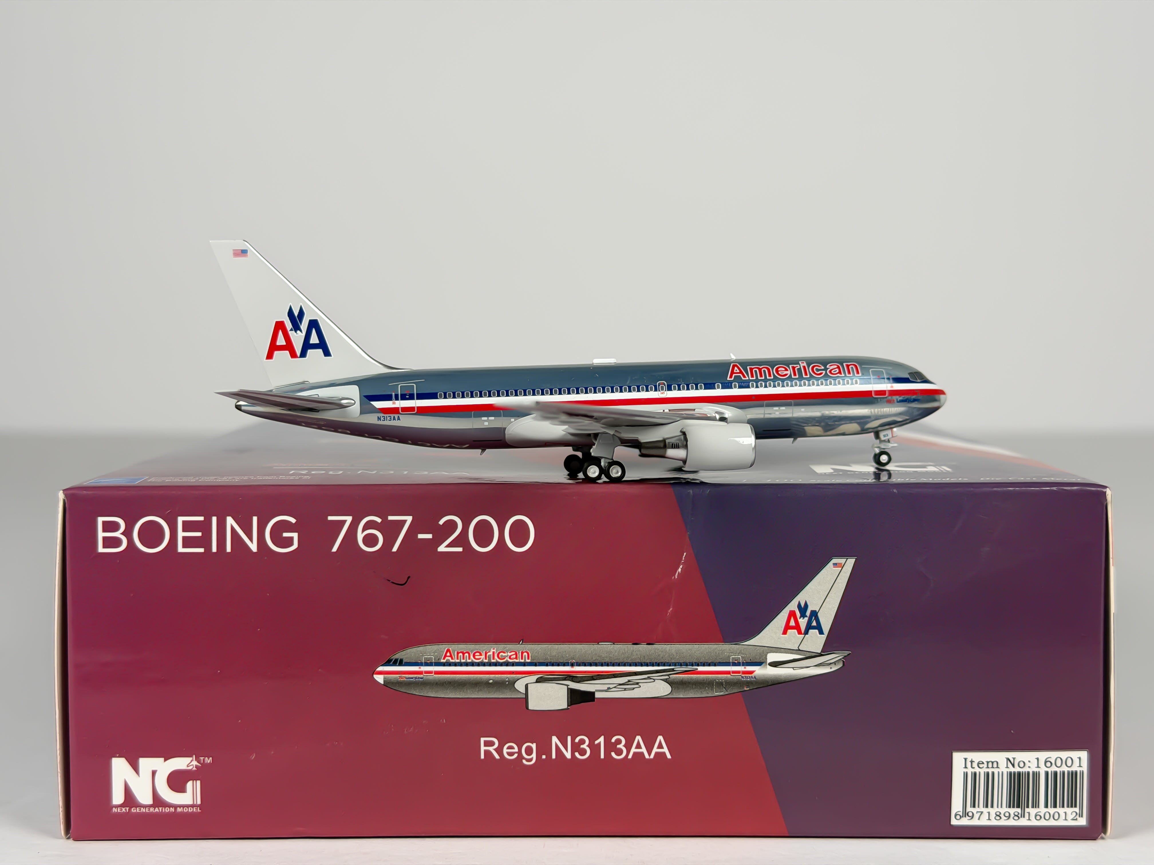 American Airlines Boeing 767-200 1:400 NG Models N313AA (16001)