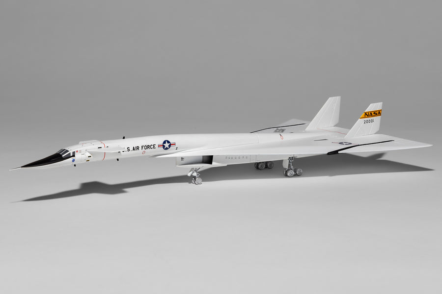 SQ Wings 1:200 USAF Lockheed XB-70 20001 NASA titles L2080