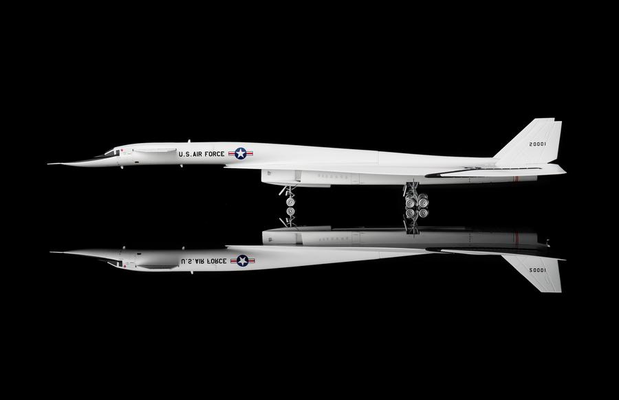 SQ Wings 1:200 USAF North American XB-70 Valkyrie L2081 U.S Bomber L2081
