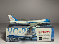 Dragon Wings 1:400 USAF Air Force One Boeing 747-200B SAM28000 55110