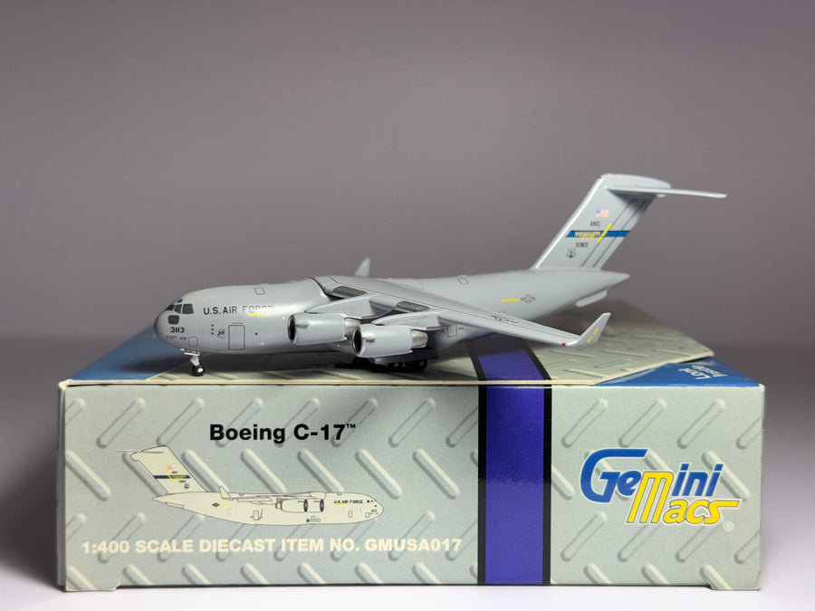 1:400 Gemini Jets USAF Boeing C-17 Globemaster III 33113 Mississippi ANG GMUSA017