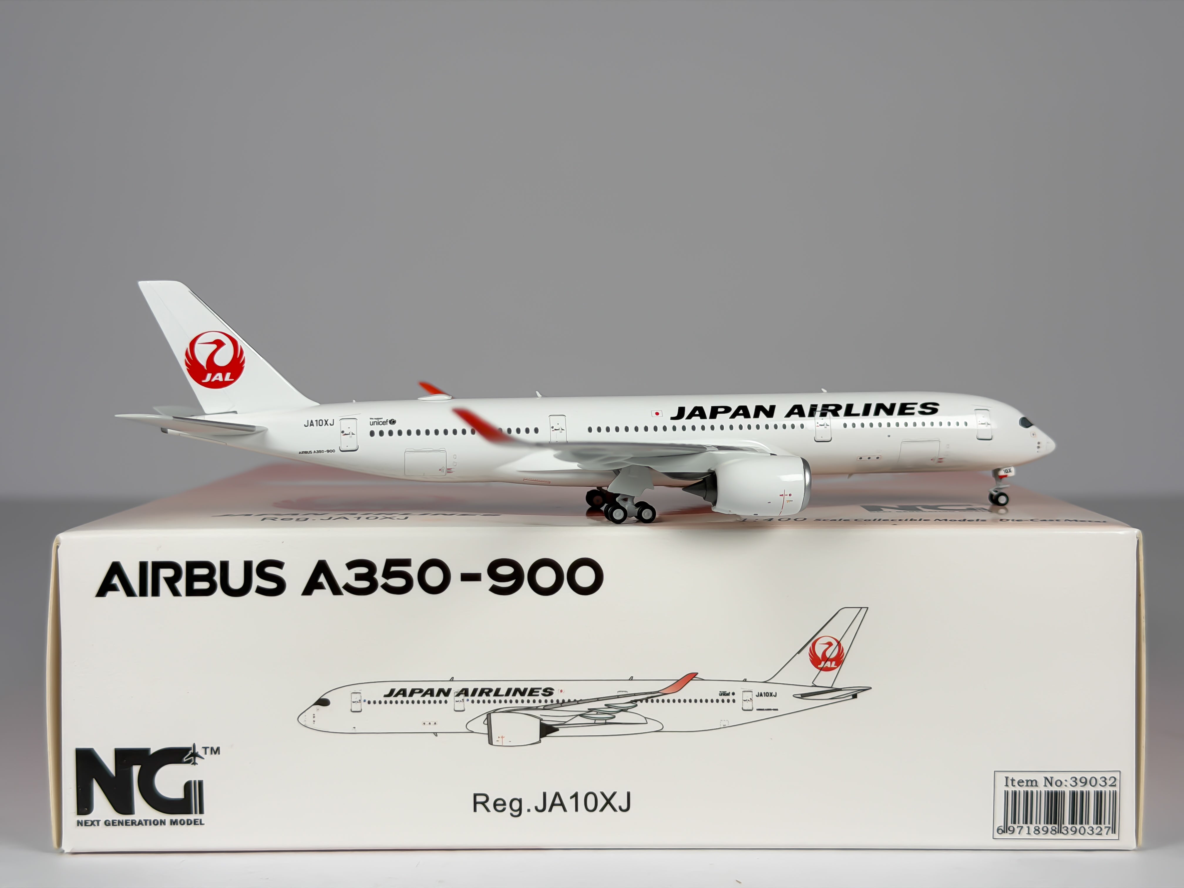 Japan Airlines (JAL) Airbus A350-900 1:400 NG Models JA10XJ (39032)